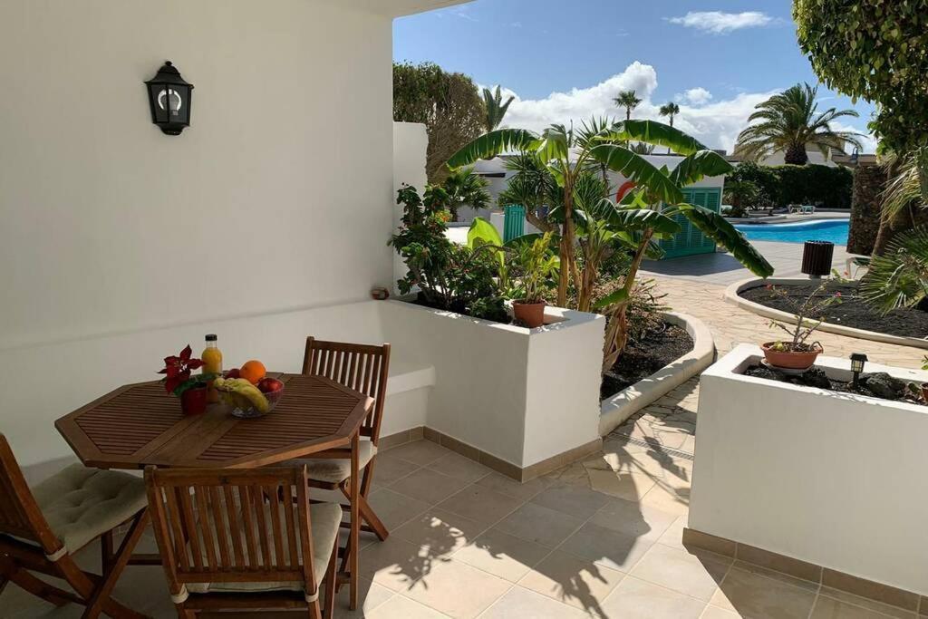 Apartamento Bastian Casas Verdes Costa Teguise Exterior foto